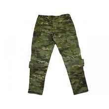 Carica l&#39;immagine nel visualizzatore di Gallery, Pantalone con ginocchiere Multicam Tropic
